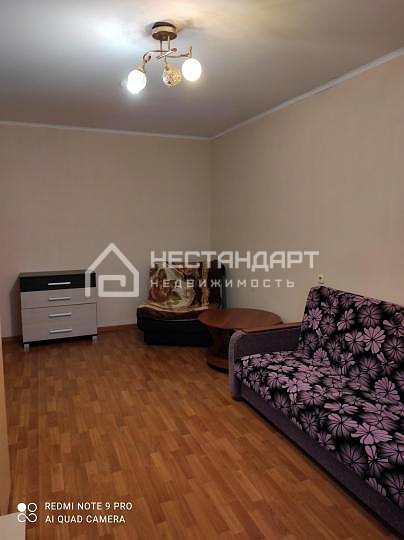 Снять 1-к квартиру, 40 кв.м. Снять 1-к квартиру, 40 кв.м.