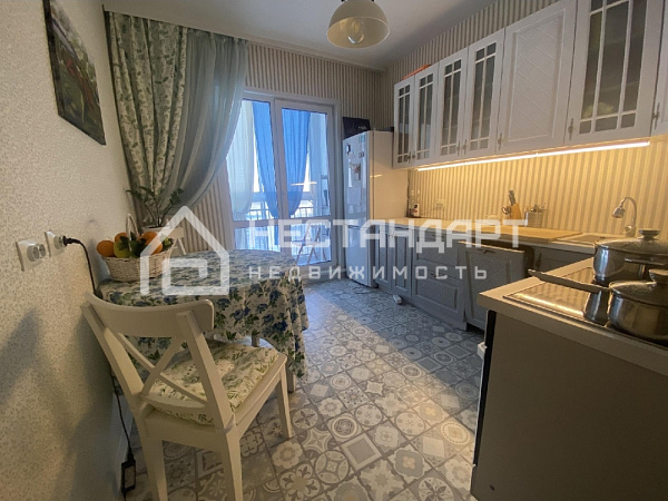 Снять 2-к квартиру, 58 кв.м. Снять 2-к квартиру, 58 кв.м.